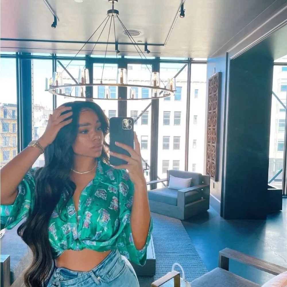 Zara Green Button Down Crop Top with Notched Collar - Picture 2 of 12